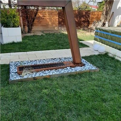 Arka Bahçe Çeşmeleri Kapısı