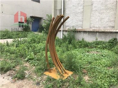 Büyük Pas Corten Çelik Dış Mekan Heykeli