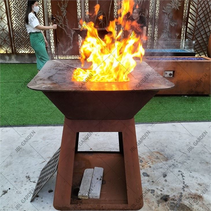 Corten Steel Fire Pit Brasero BBQ