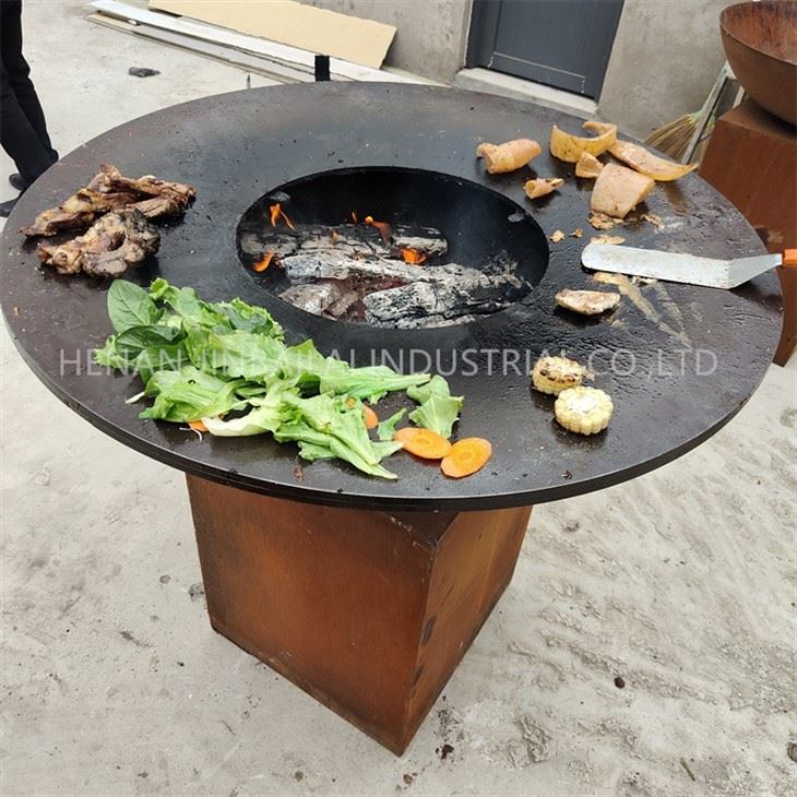 Bbq Grill With Wood Storage