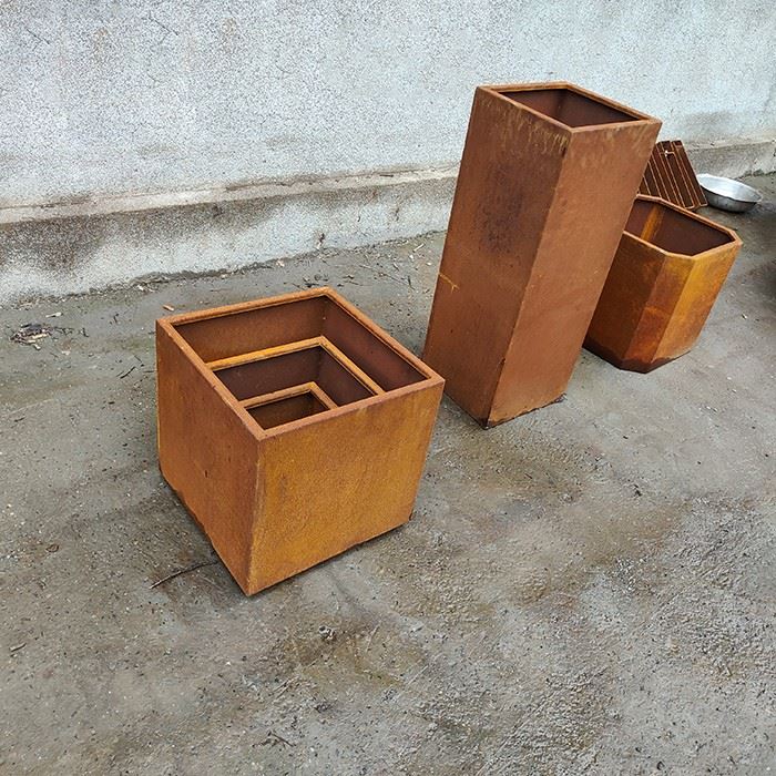 Premium Outdoor Corten Steel Planter factory